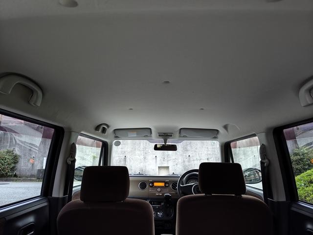 0707900A30260426W00114.jpg