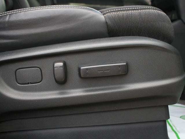 0520046A30260715W00611.jpg