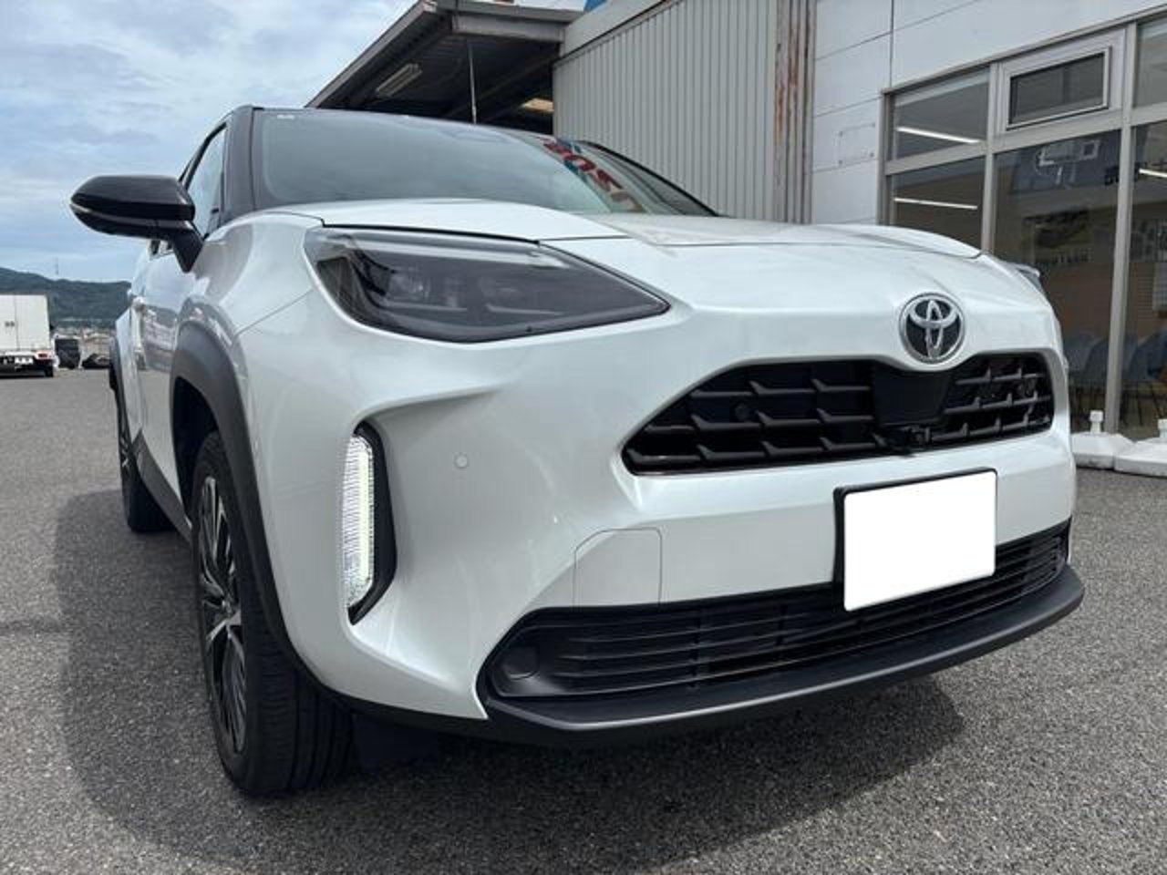 2025 Toyota Yaris, photo 1 of 1