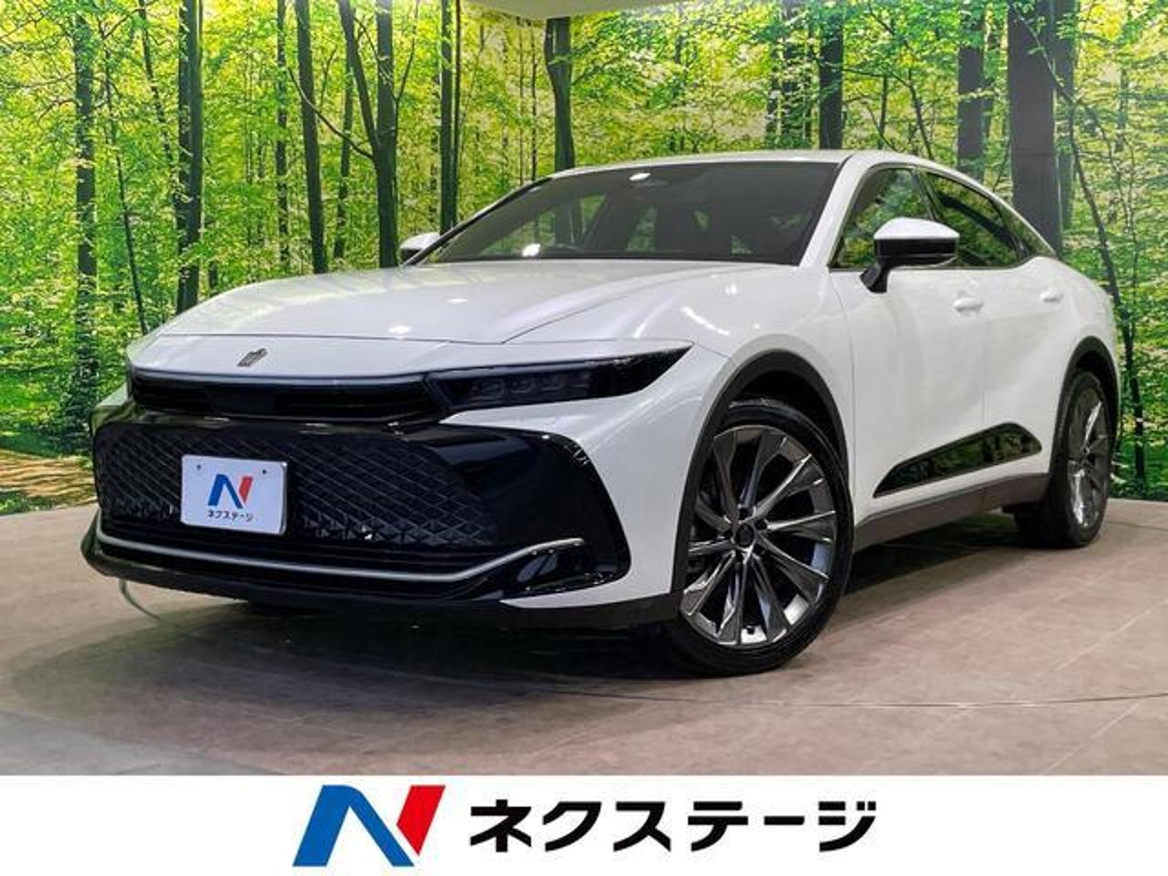 2023 Toyota Crown, photo 1 of 1