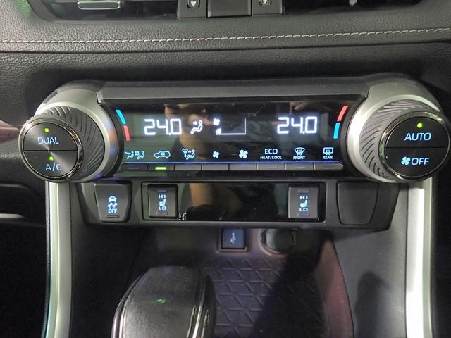0201999A30260905W00315.jpg