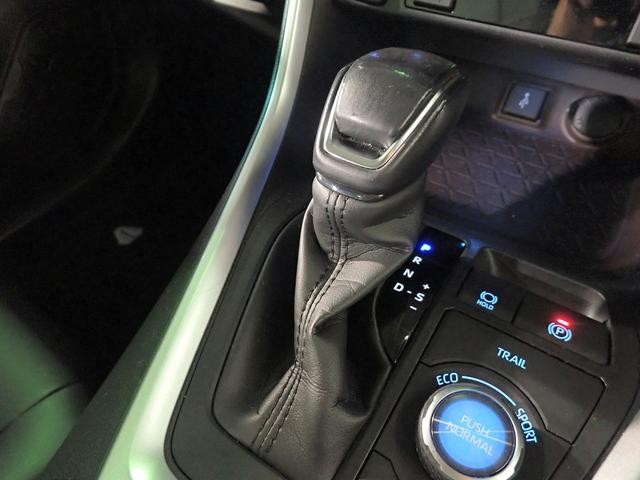 0201999A30260905W00317.jpg