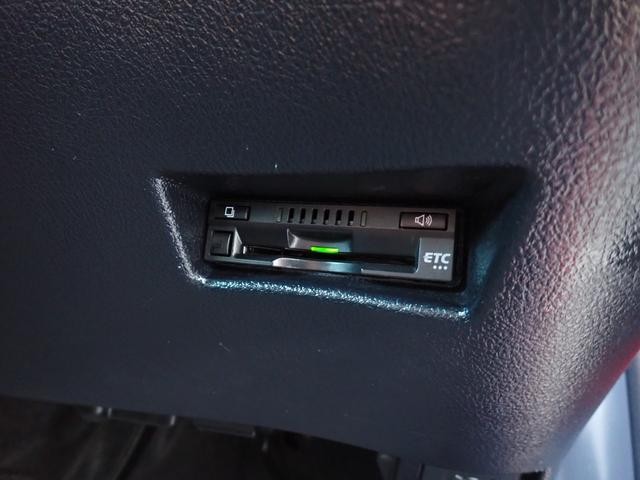 0540305A30260905W00818.jpg