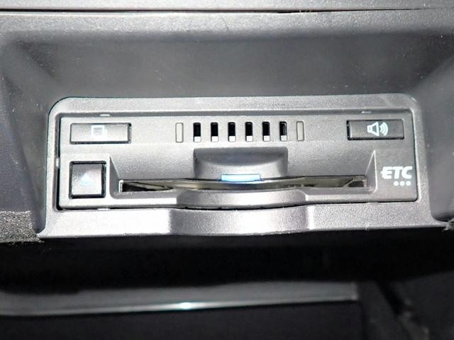0201999A30260910W00705.jpg