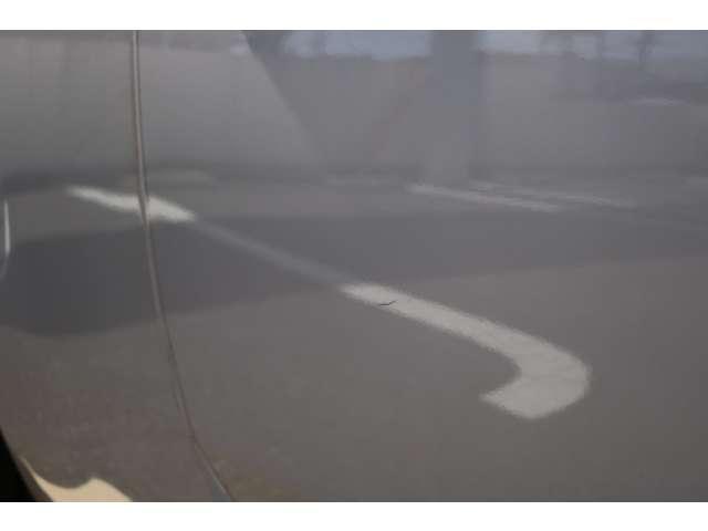 9540009A30260426W00519.jpg