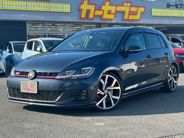59b405e90d01cde61035cc02d26cfe3d.jpg