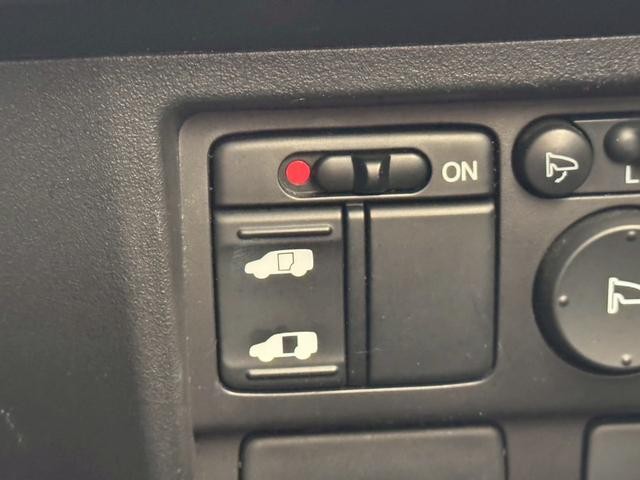 0530142A20260712K00706.jpg