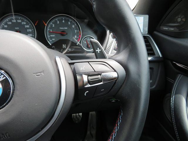 9000175A30260722W00112.jpg