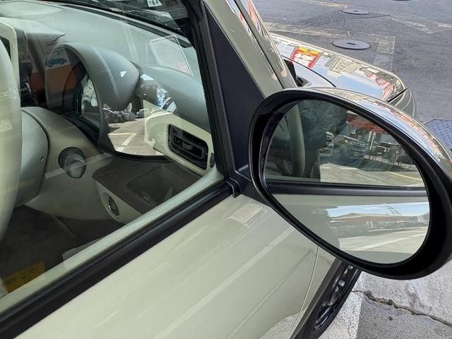 0550665A30261016W00711.jpg