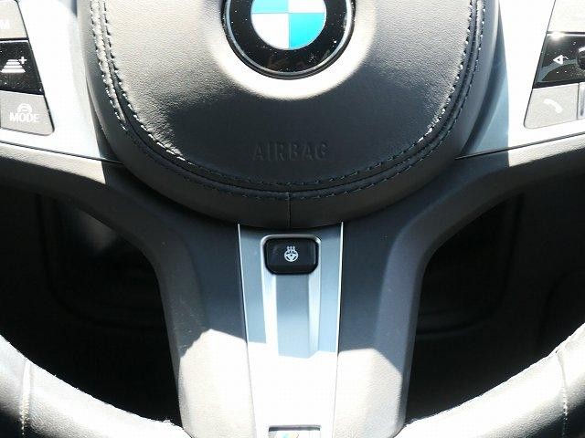 9000175A30260722W00215.jpg