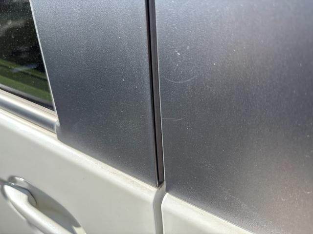 0550665A30261016W00313.jpg