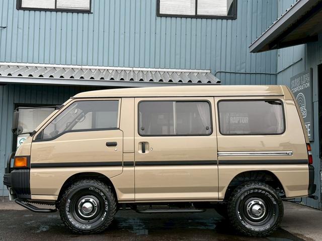 0904001A30260107W00103.jpg