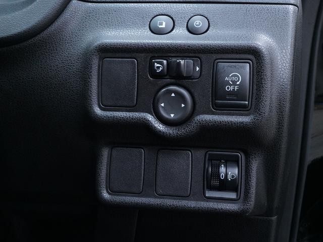 1000215A30260927W00311.jpg