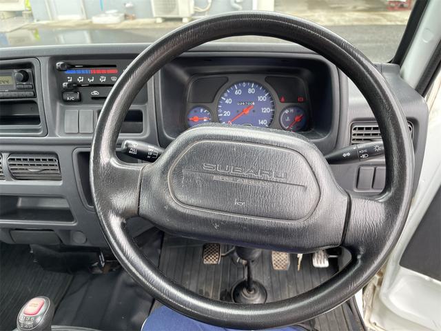 1010568A30260620W00102.jpg