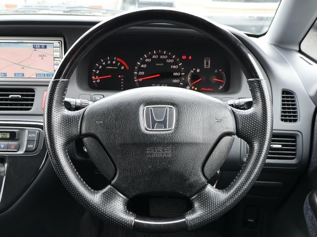 0540789A30260906W00413.jpg