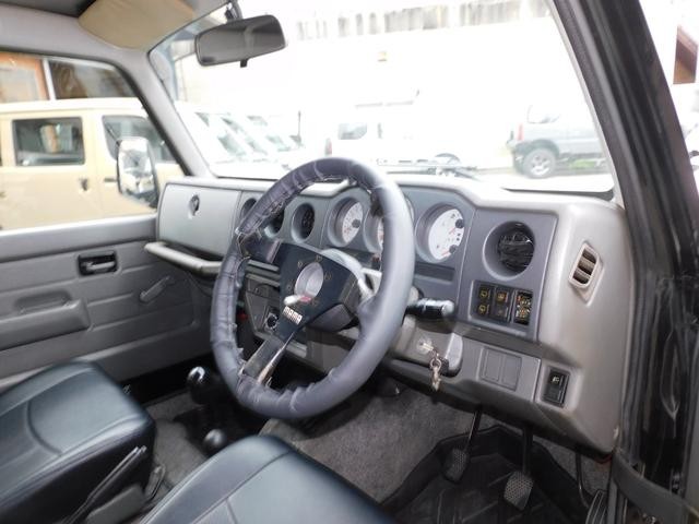 0204735A30260909W00109.jpg