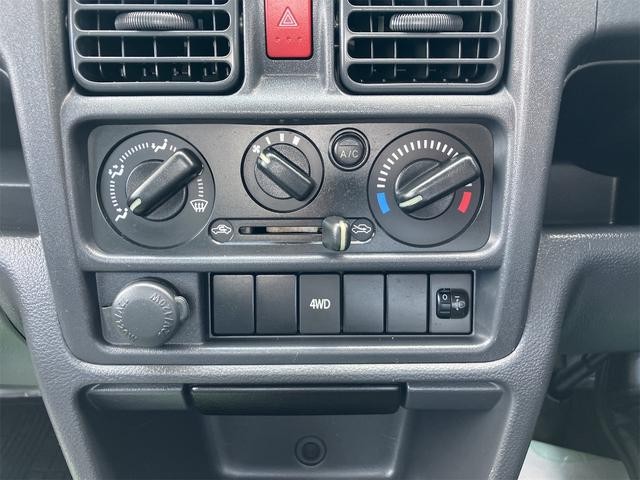 0900220A30260709W00316.jpg