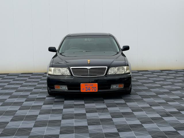0540491A30260531W00519.jpg