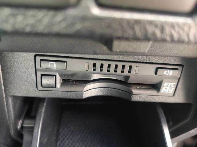 1001999A30260927W00207.jpg