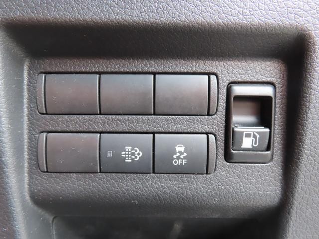 0541039A30260711W00210.jpg