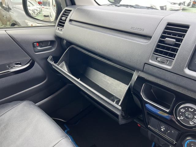 1100744A30260413W00319.jpg