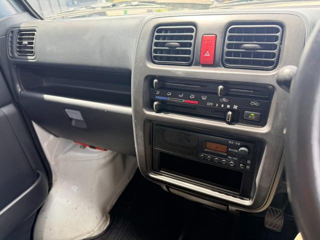 0801923A30260612W00215.jpg