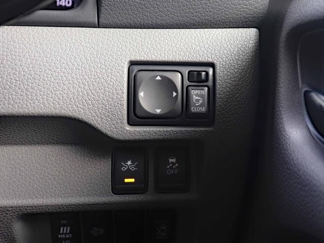 0302202A30260921W00115.jpg