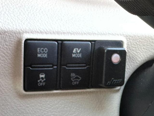 0507054A30260827W00214.jpg