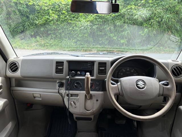 0802750A30260603W00106.jpg