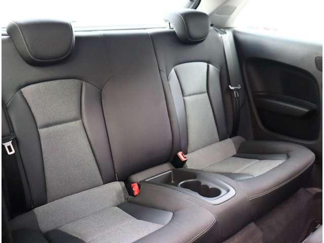 7700ccda3c6d2e32cb83c270126c635a.jpg