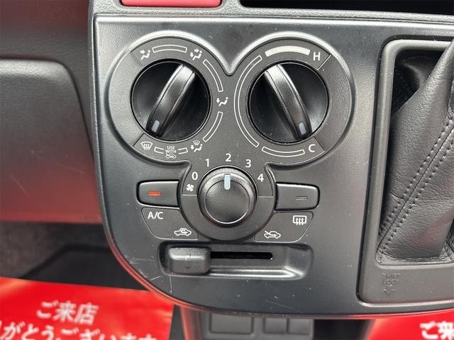 0900605A30260622W01213.jpg