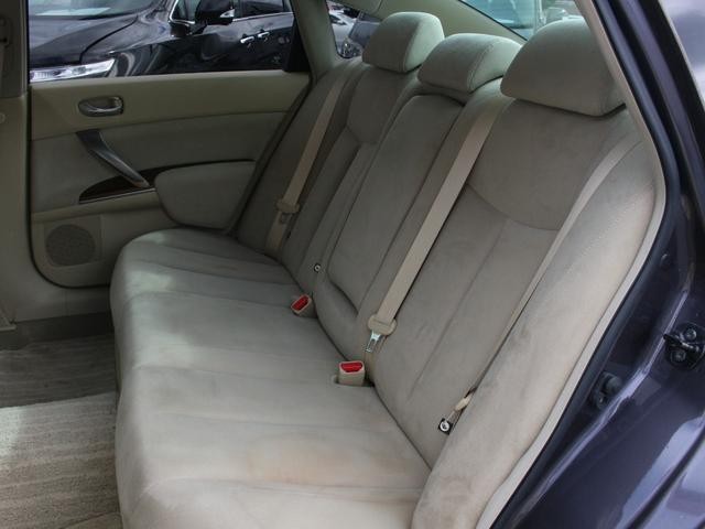 0520046A30260807W00112.jpg