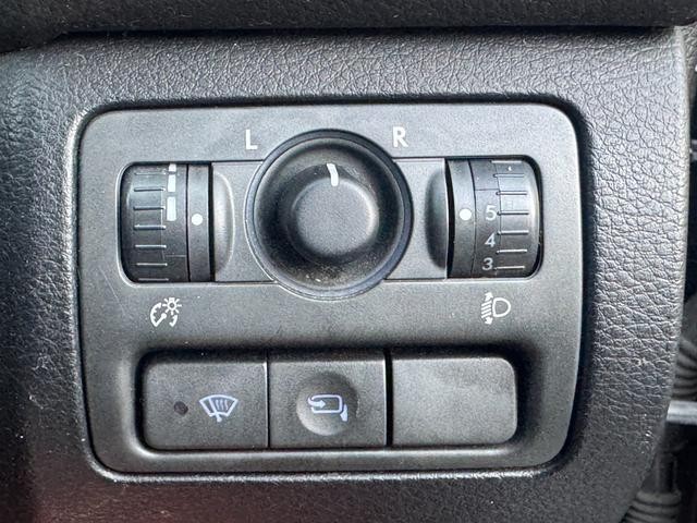 0700435A30260713W00112.jpg