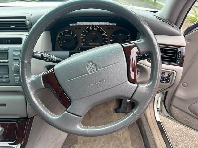 0803822A30260910W00114.jpg