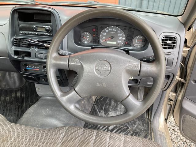 0541566A30260709W00402.jpg