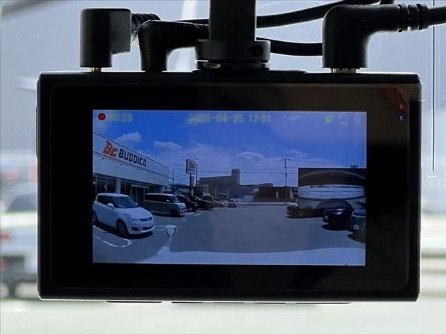 c177fe9f7990b7e07373516d3cb24031.jpg