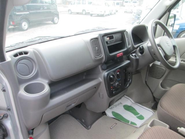 0550673A30260725W00314.jpg