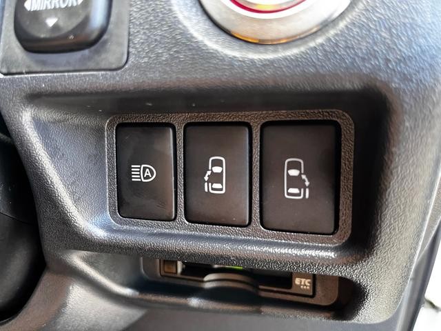 0500199A20260929W00218.jpg