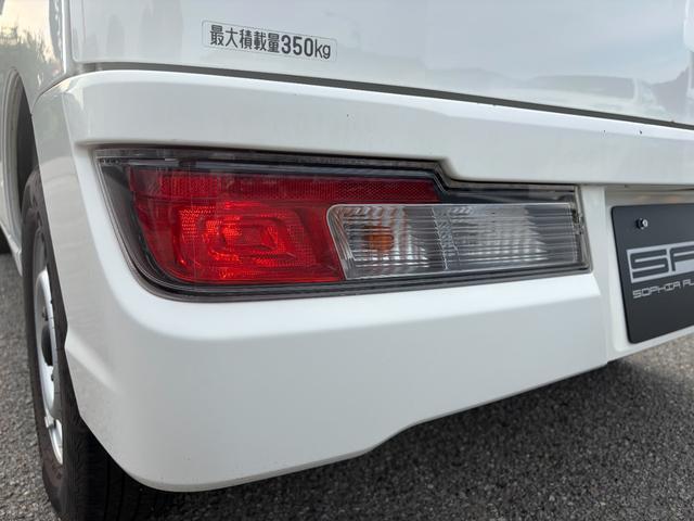 0701137A30260630W00111.jpg