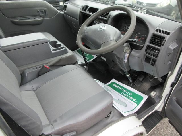 0540197A30260905W00210.jpg