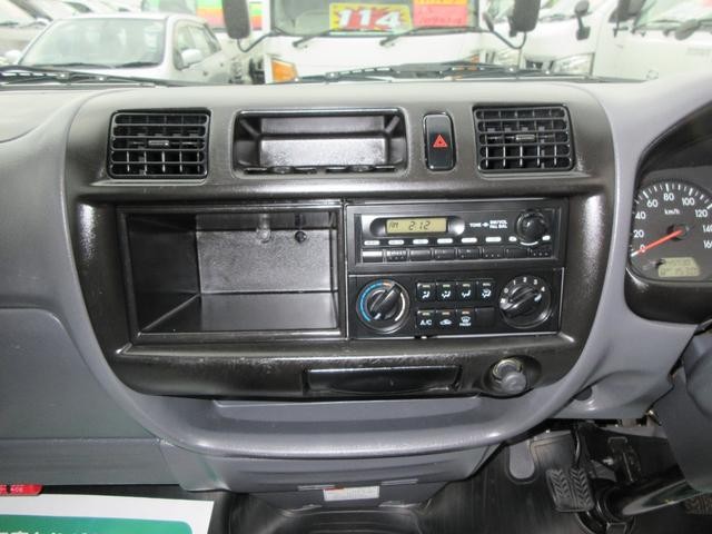 0540197A30260905W00213.jpg