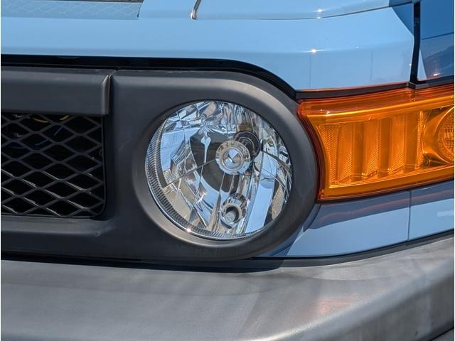 0541823A30260710W00115.jpg