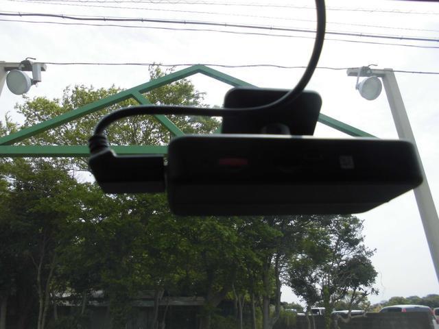 4feea89642b212800dc2ab991aeec595.jpg