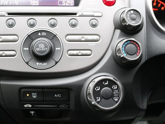 0561141A30260910W00312.jpg