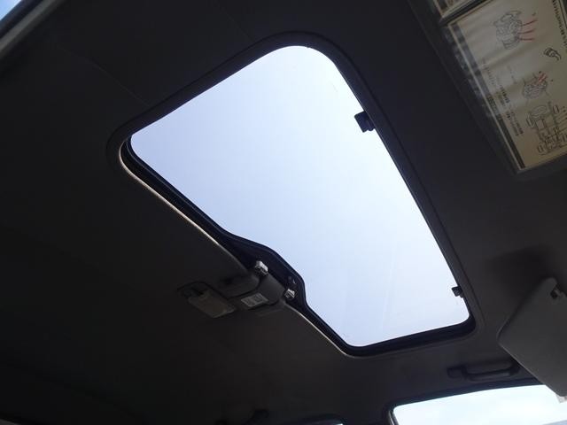 0600012A30260620W00116.jpg