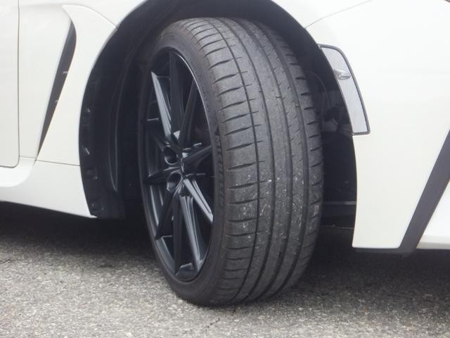 0707047A30260429W00112.jpg