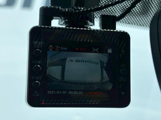 25075697_carP_l_9.jpg