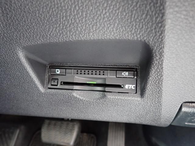 0540305A30260825W00117.jpg