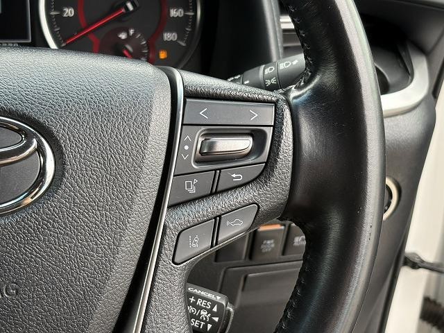 0704058A30260911W00118.jpg