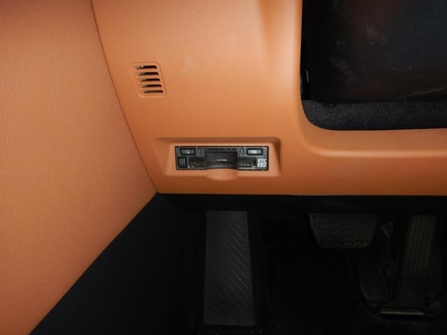 0500113A30260828W00115.jpg